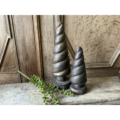 Set gedraaide mango houten kerstboompjes Set gedraaide mango houten kerstboompjes
