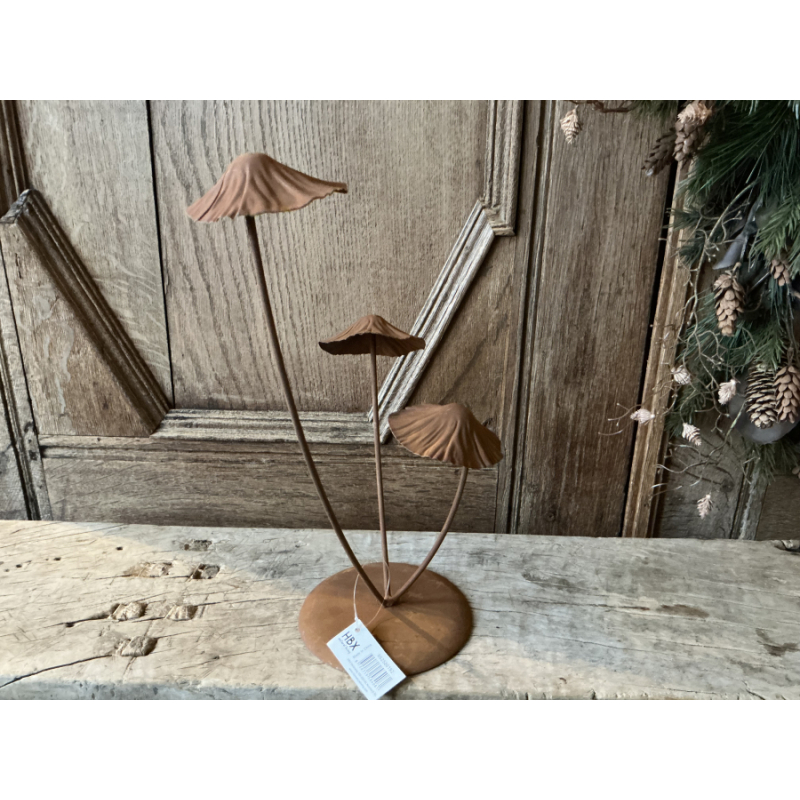 Roestig metalen paddestoelen op standaard