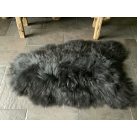 Grote IJslandse schapenvacht zwart