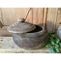 Houten pot met deksel