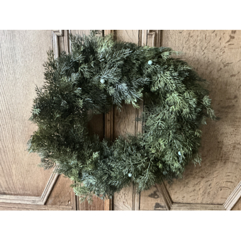 Grote krans van kunsttakken