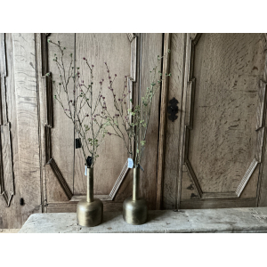 Set metalen vazen met kunsttakken