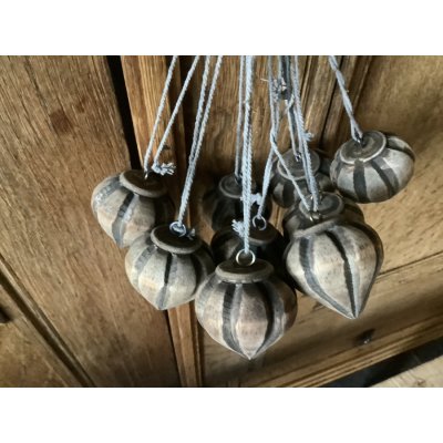 Set van 9 houten ornamentjes Set van 9 houten ornamentjes